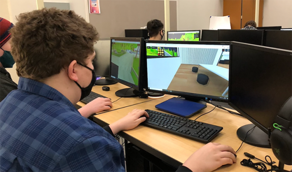 Students using FrameVR as a digital escape room