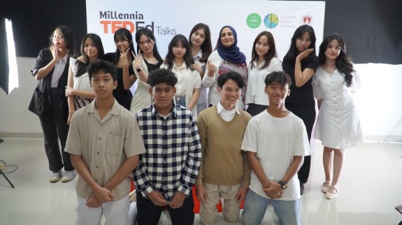 Millennia School's Student Talks participants 